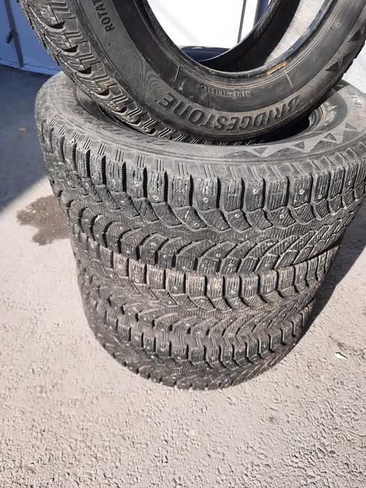 Шины на кроссовер 16 бриджстоун