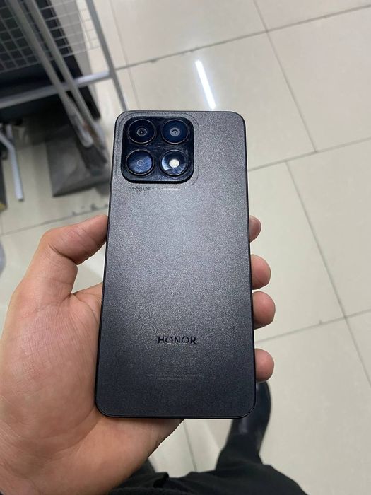 Honor x 8 a holati ideal