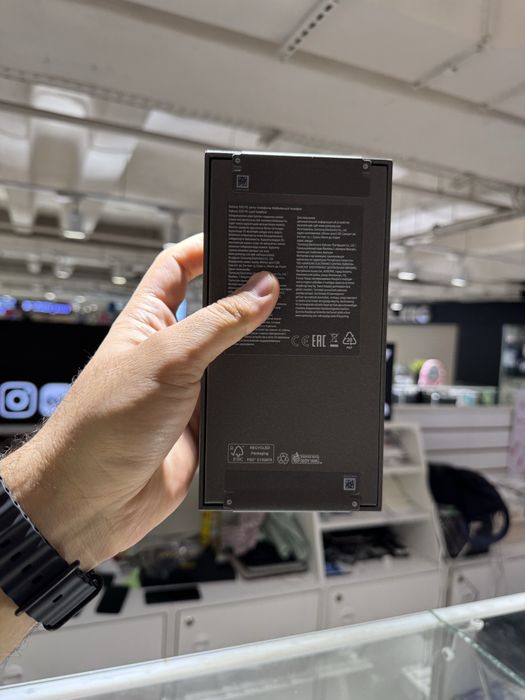 Samsung S25 FE 256gb новые