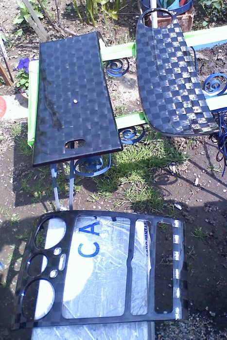 Restaurari (reparatii) piese auto, moto, medicale din fibra de carbon