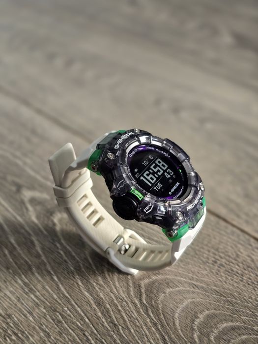 Casio G-shock G-SQUAD ,smart watch,impecabil
