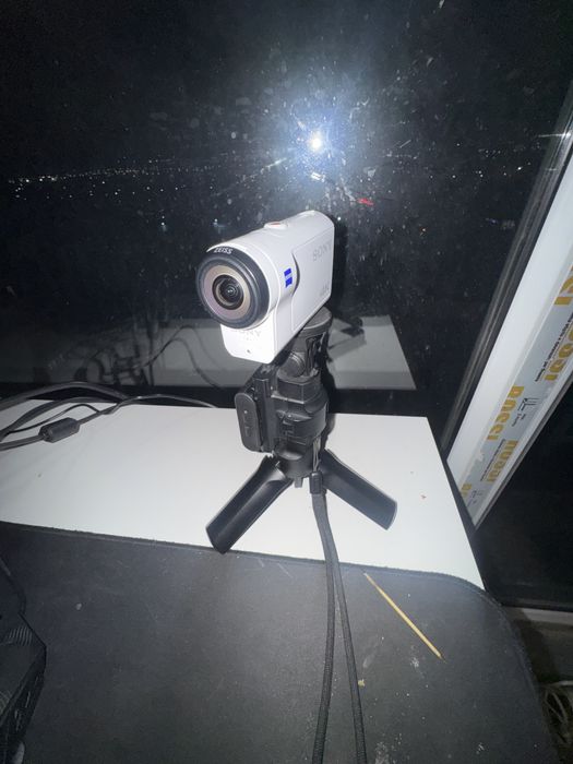 Sony FDR-X3000 4K ZEISS оптика