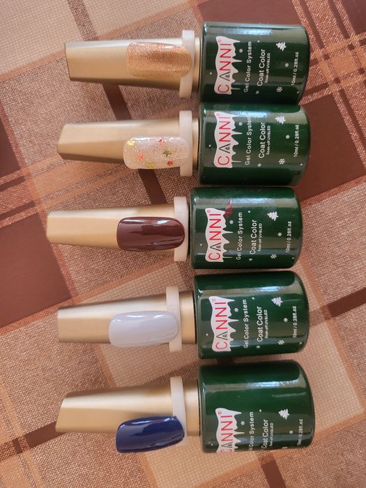 Гел лакови чисто нови 1бр