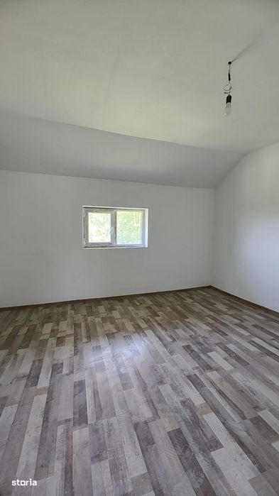 De vanzare casa in Zavoi