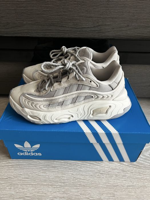 Оригинални маратонки Adidas Oznova W
