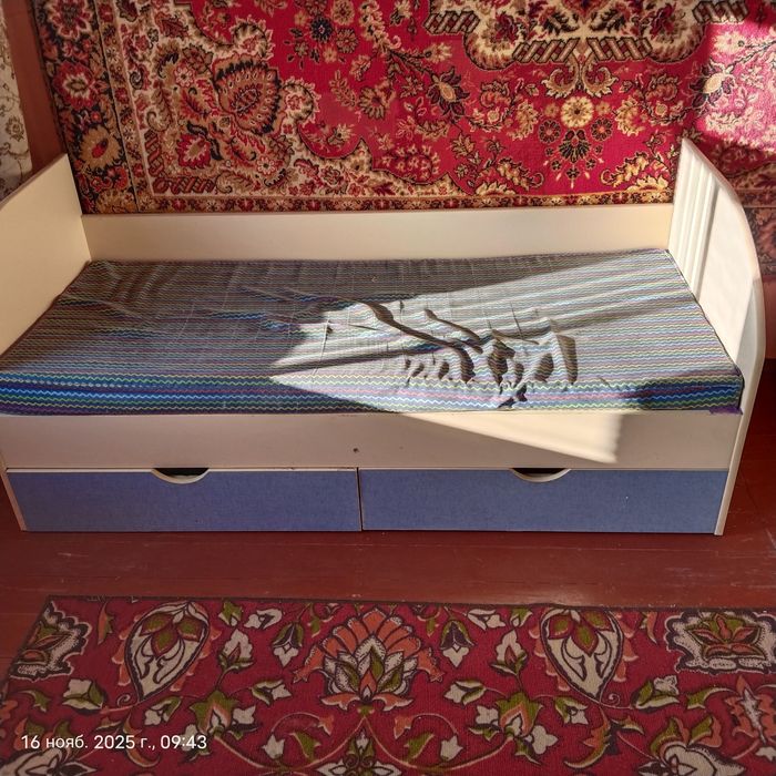 кровать подростковая