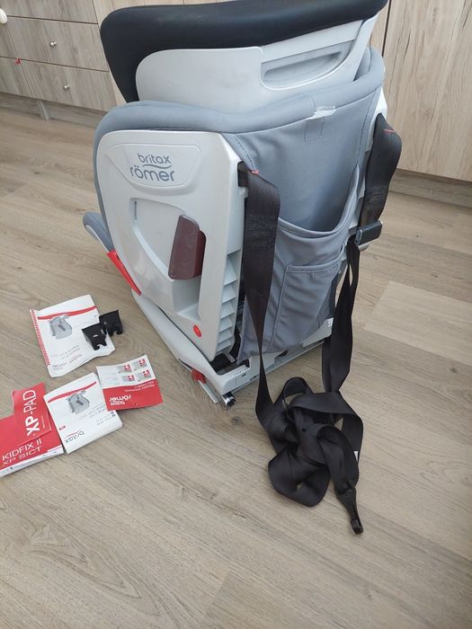 Столче за кола Britax Römer Advansafix II SICT (9–36 кг)