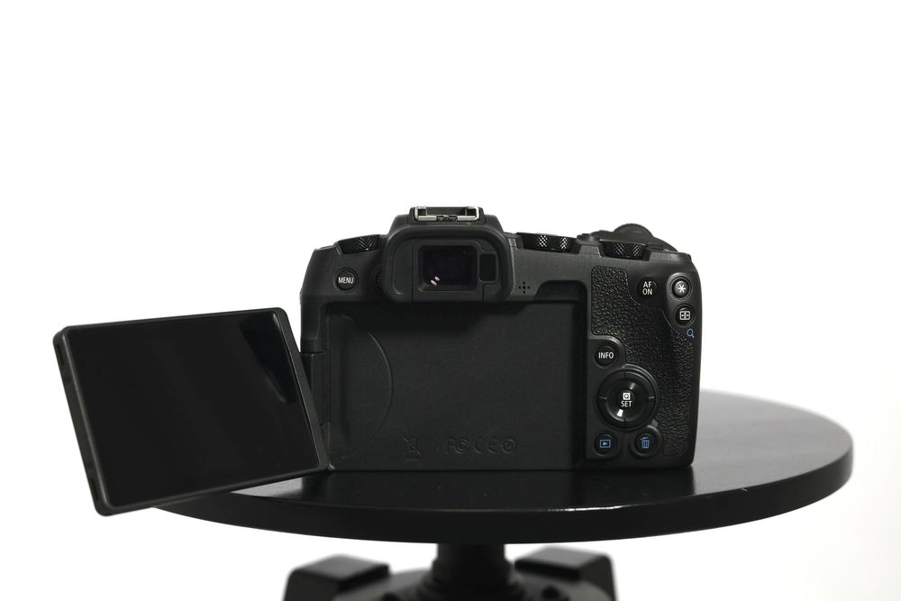Canon RP Miroless FullFrame