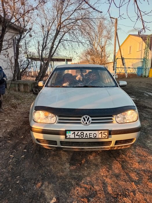 Продам гольф 4 в среднем состоянии