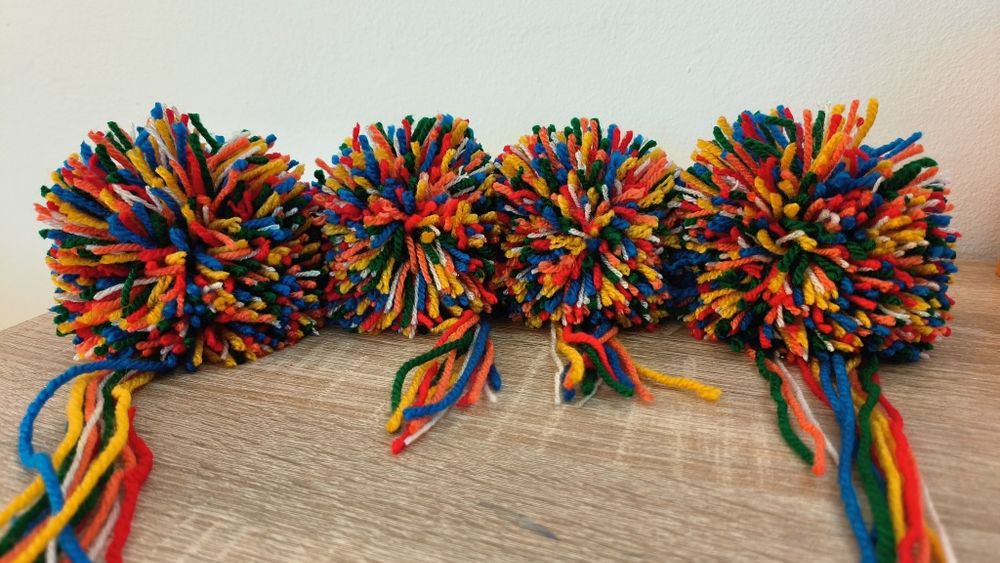 Ciucuri pentru bradul de nunta