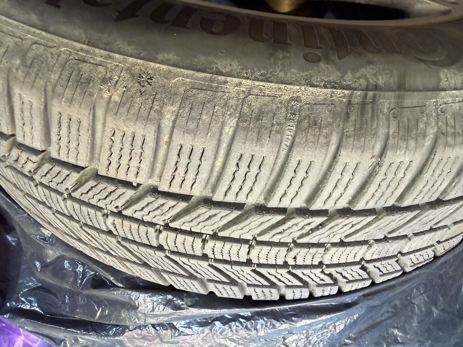 Jante originale Audi cu cauciuc iarna Continental 205/60/R16 dot 31.22 stare impecabila