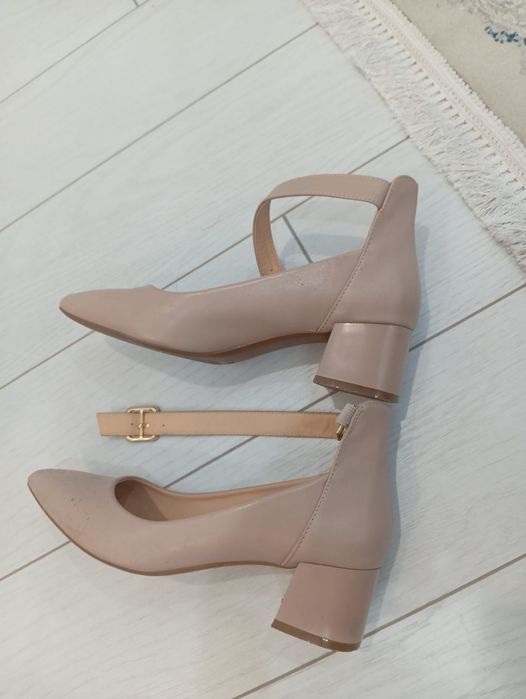 Женские туфли 40р