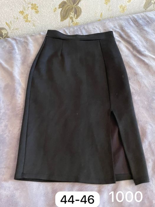 Продам  женские джинсы