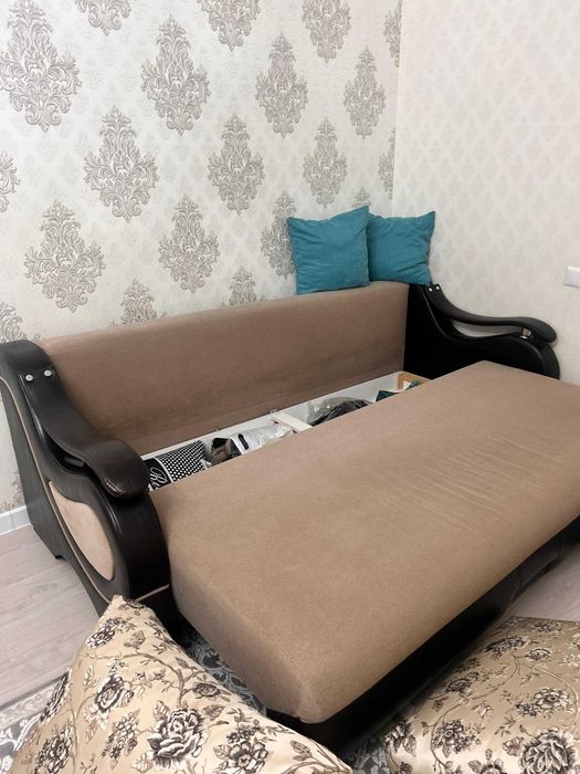 продается мебель ( диван) для гостиной