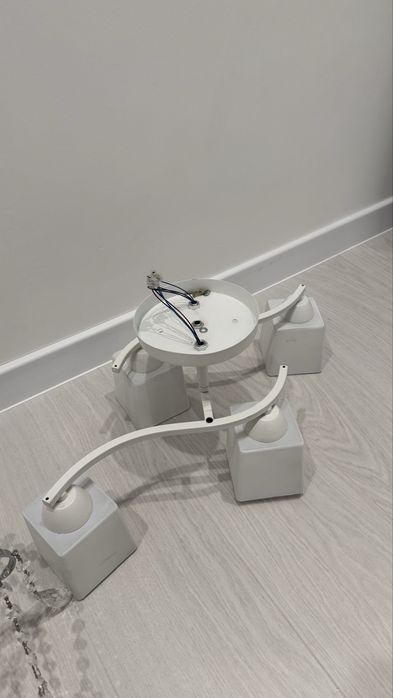 Продам люстры по 10 тыс