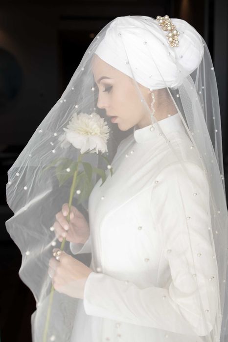 Свадебное платье на никах