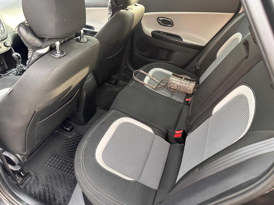 KIA Ceed 1.4 CRDI 2013 Euro 5 Hatchback ,Km reali, Ambreiaj Nou