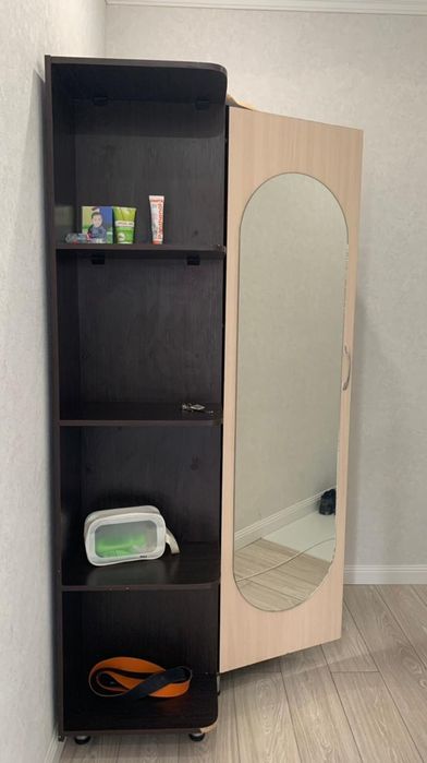 Угловой шкаф бұрышқа арналған