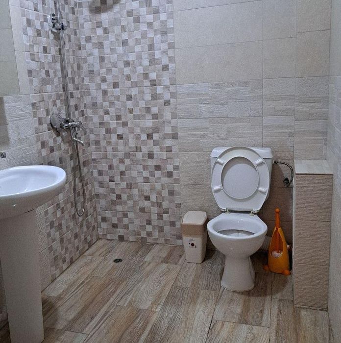 Тристаен апартамент  в гр.Варна, м-т Ален мак!