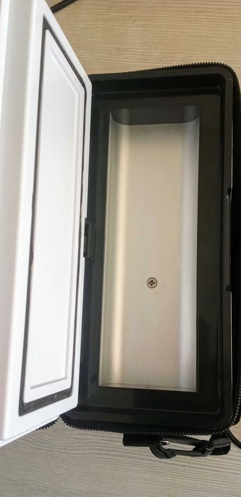 Продается Холодильник для инсулина