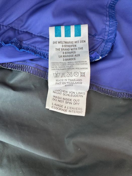 Винтидж 90-те Adidas много леко яке/ дъждобран с качулка размер M/L
