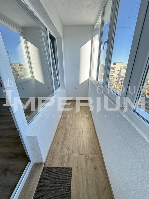 В продажба * Тристаен апартамент *  Изцяло юг * кв. Младост