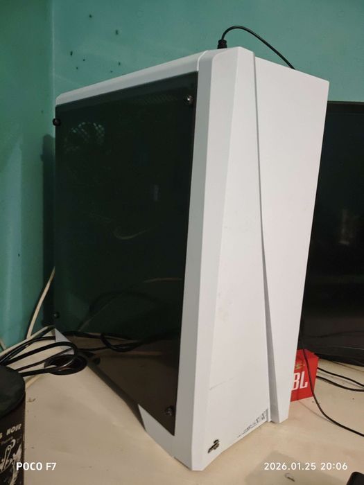 Vand(negociabil) /Schimb cu Laptop