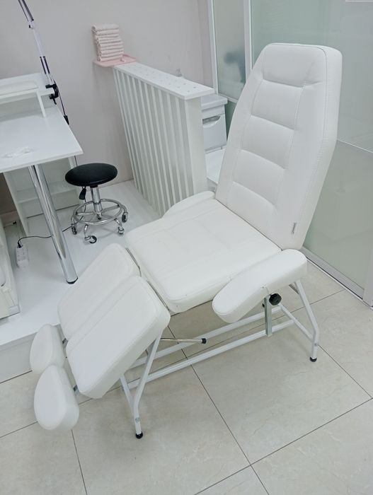 Продается кушетка