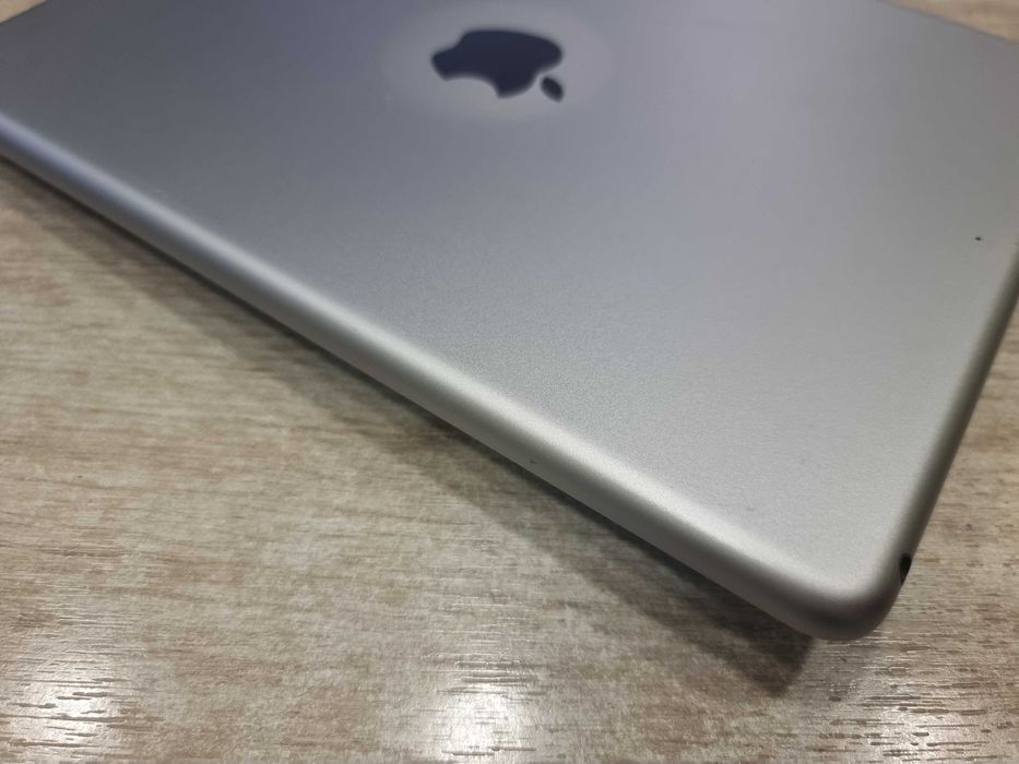 iPad 9.7 5th Gen