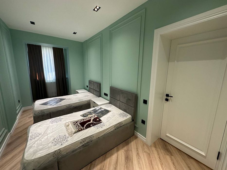 Продается квартира 4/3/4 на ЦУМе