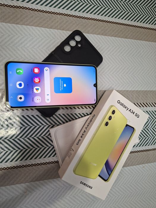 Телефони Samsung A54 и А34