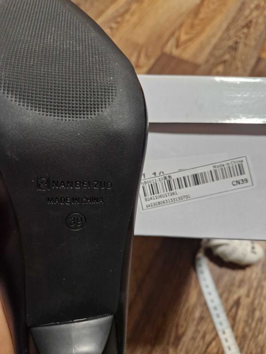 Обувки висок ток 20 лв.