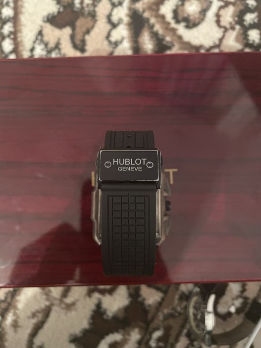 Часы HUBLOT под оригинал продам торг есть