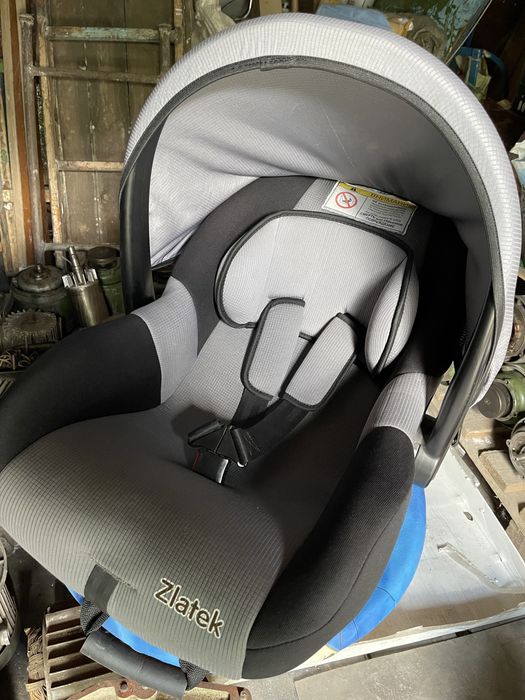 Детское авто кресло