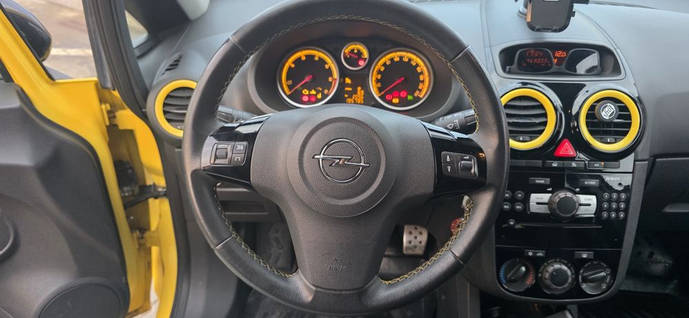 Opel Corsa D 1.3 CDTI Black Edition
