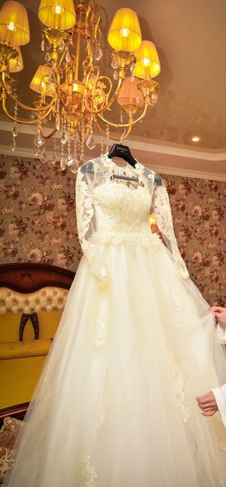 Продам свадебное платье , размер 38-42