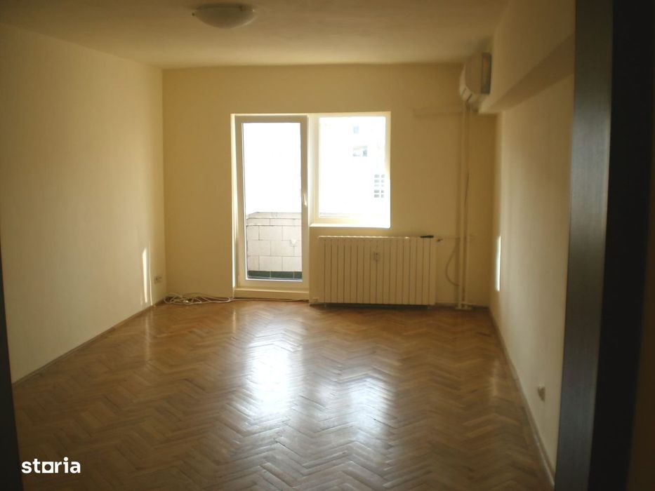 3 camere Bdul Decebal- Metrou Piata Muncii