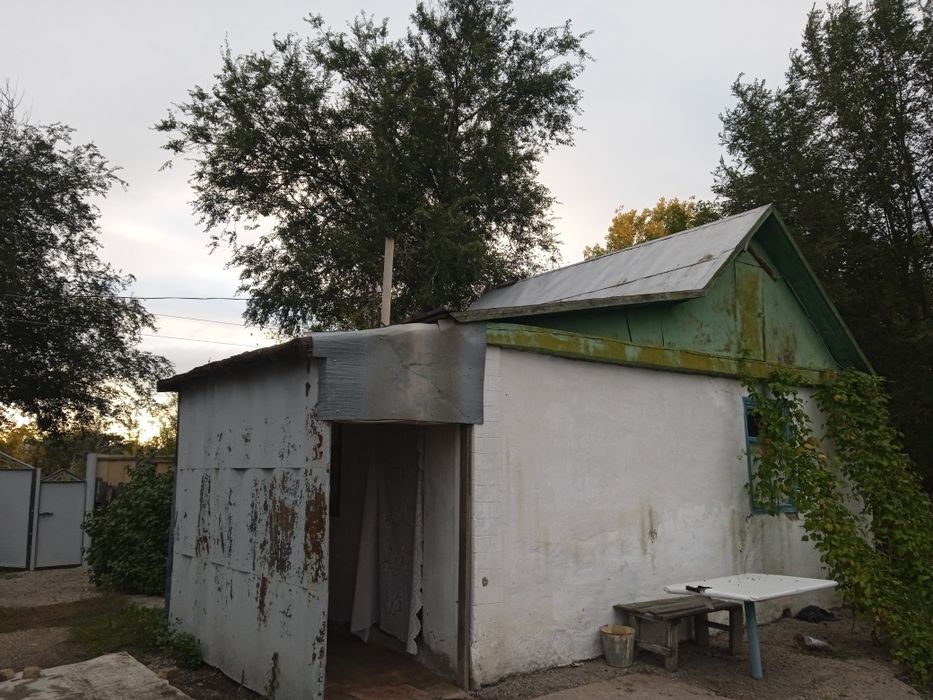 Дача в дачном обществе Черёмушки у озера.