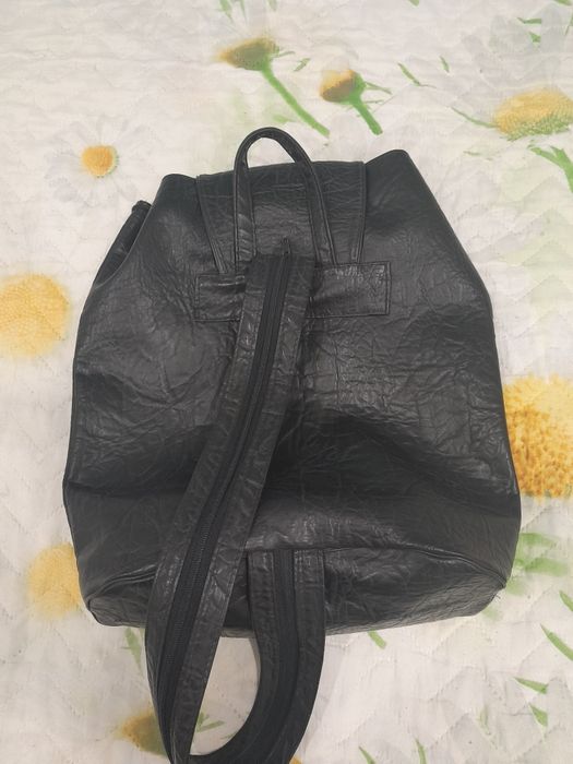 Продам сумочку и рюкзак