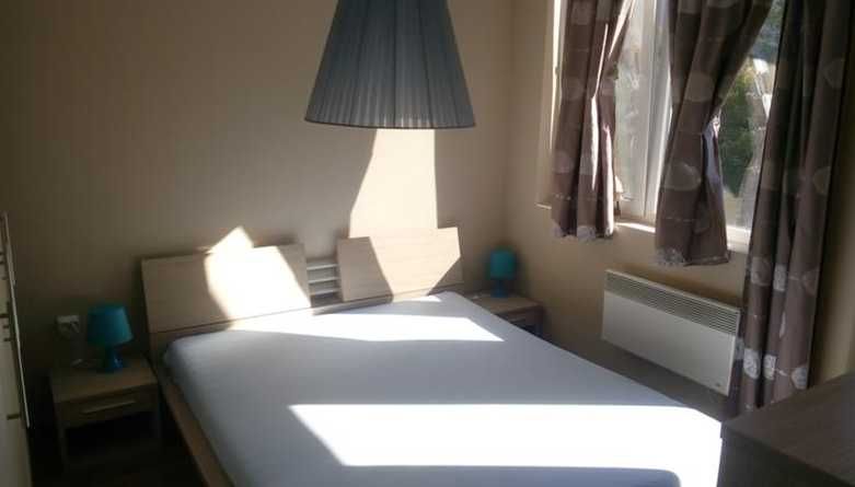 Дава се под наем Двустаен апартамент в Бургас, Братя Миладинови - 60 кв.м за 204 € - Снимка #2