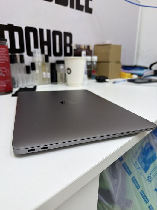 MacBook Air 2020 год