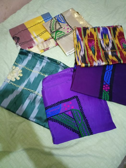 Платки атласные и тюбитейки 2 шт