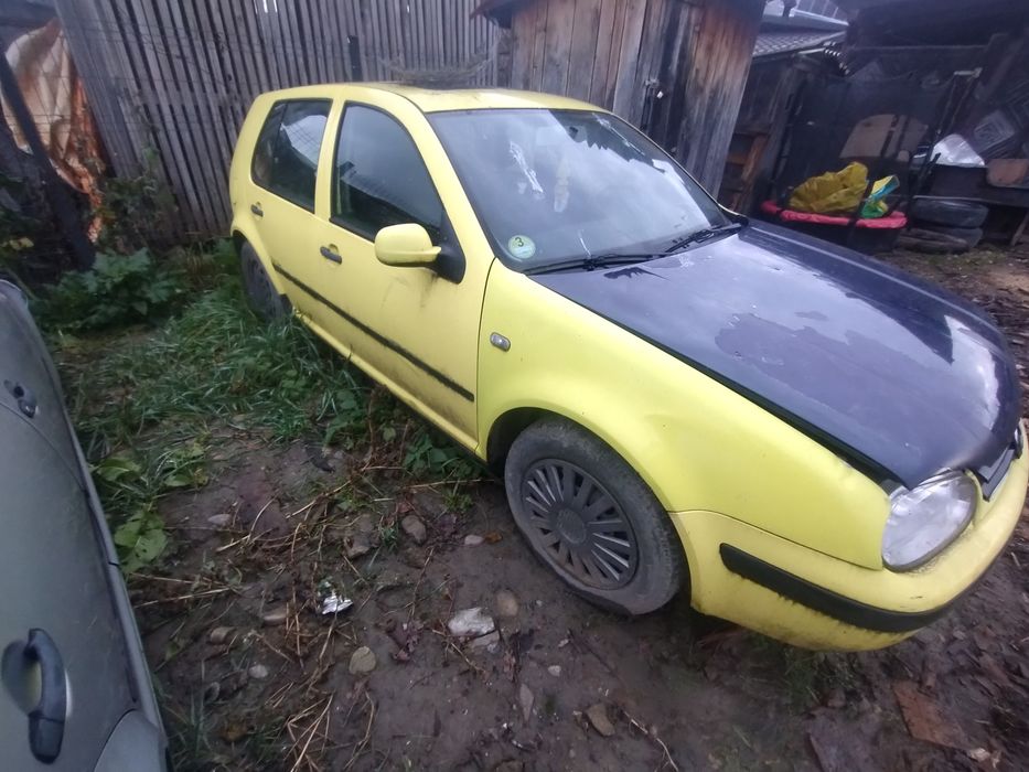 Piese golf 4,capota,aripi,uși,oglinzi,motor 1.9 tdi  alh