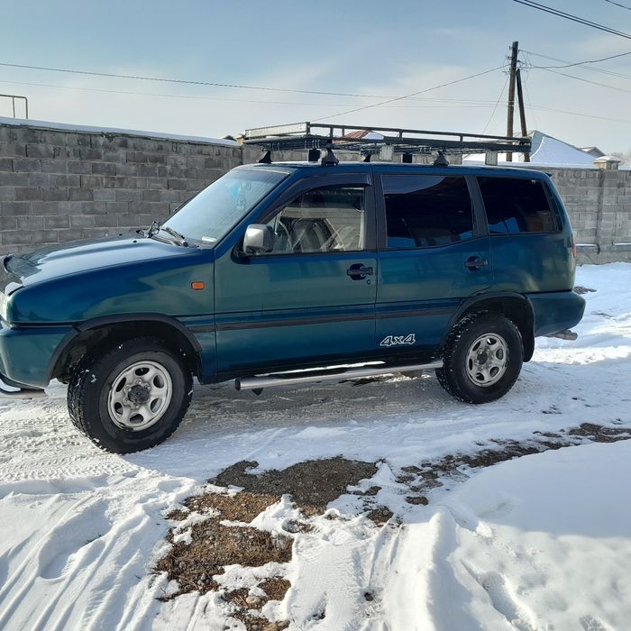 Продам машину Ниссан Террано 2
