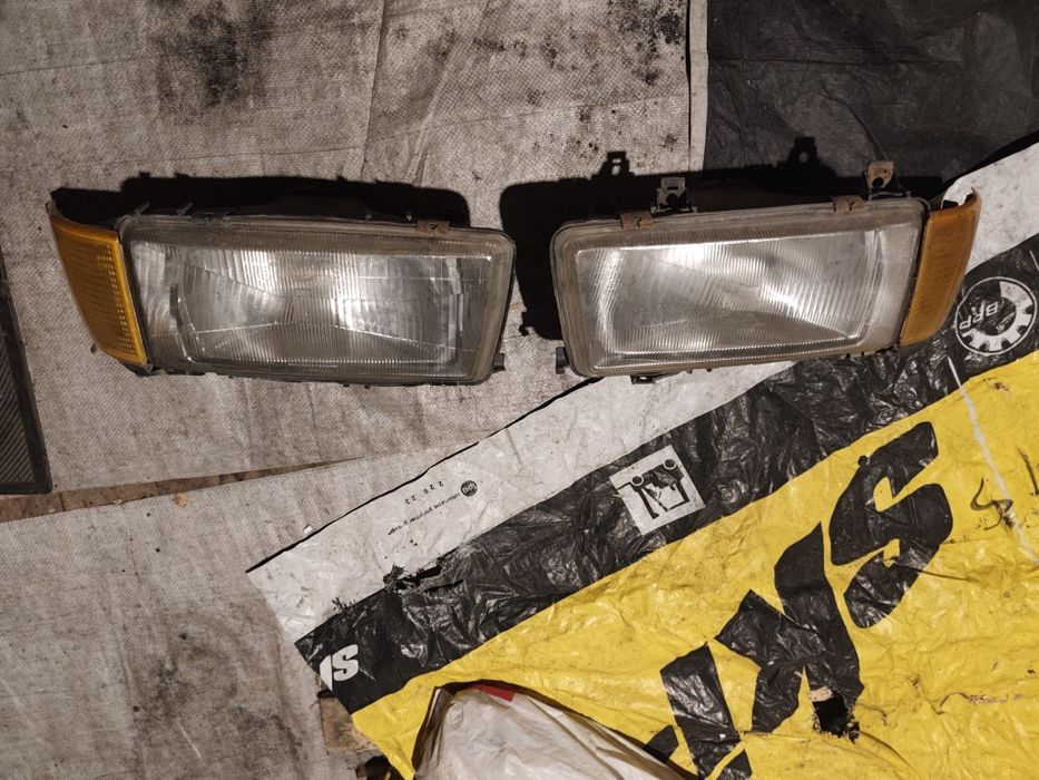 Продам фары Ауди 80 б3