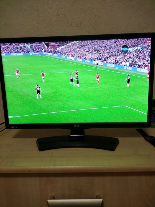 Телевизор/Монитор 22"FUUL HD