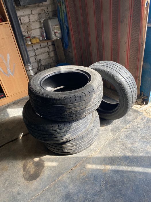 Продам резину R16 225/55