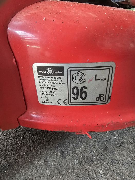 Vand mașină de tuns iarba