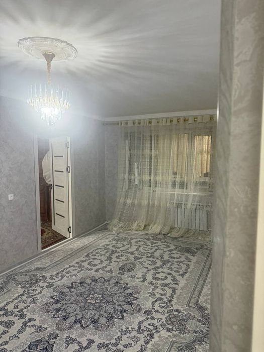 Продаётся 2 ком 8 микрорайон