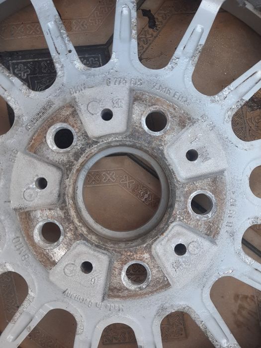 Продам диски BMW  R16 оригенал